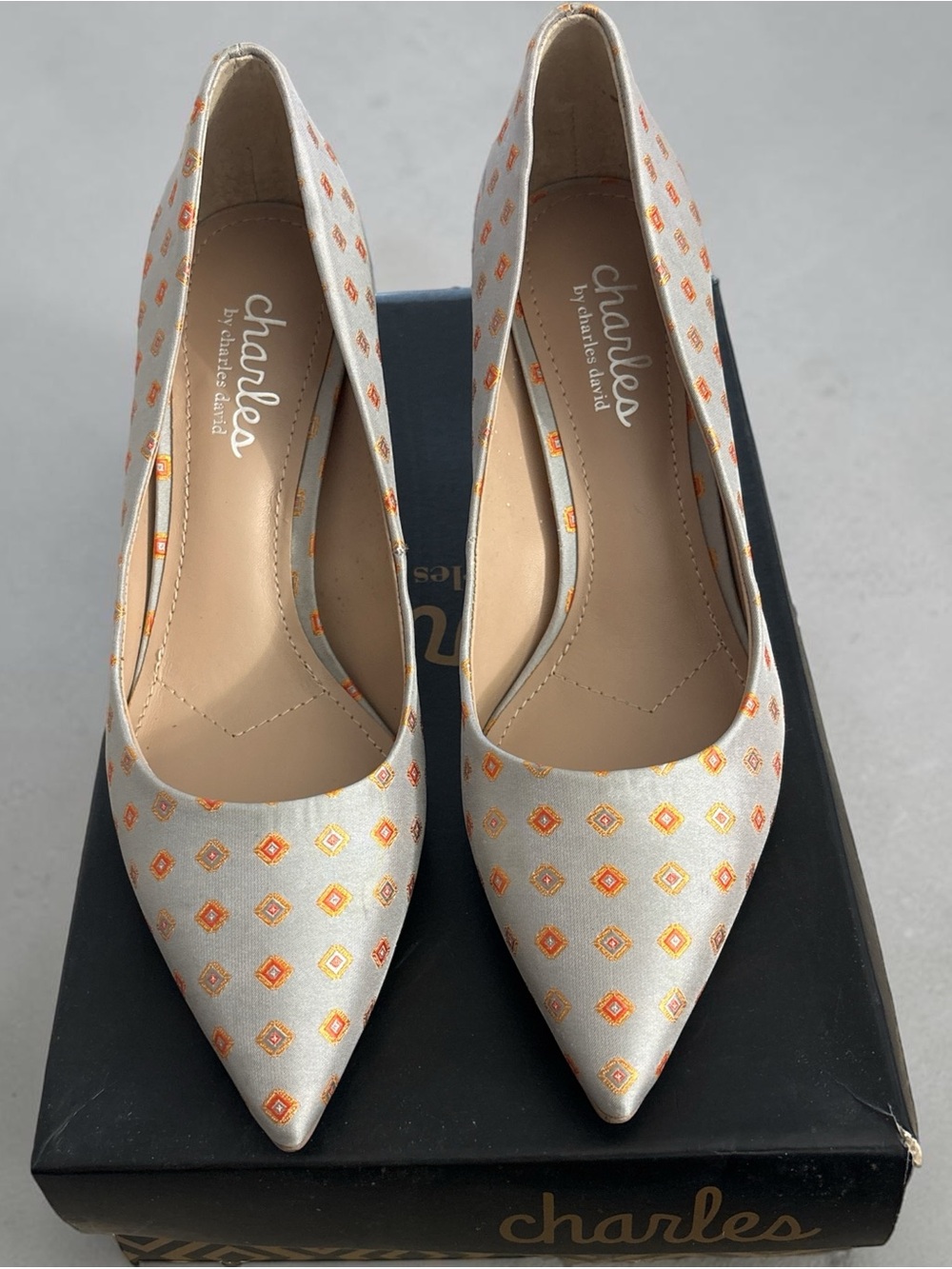 Charles by Charles David Women's Addie Diamond Printed Fabric Pumps